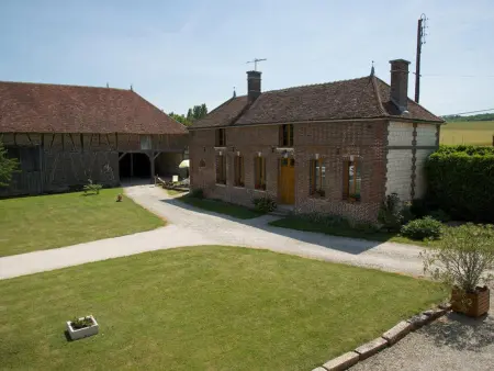 Gîte de Charme avec Jardin, Animaux Acceptés, Parking - Photo 2
