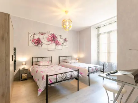 Gîte spacieux avec Wi-Fi, ping-pong et animaux admis - Photo 7