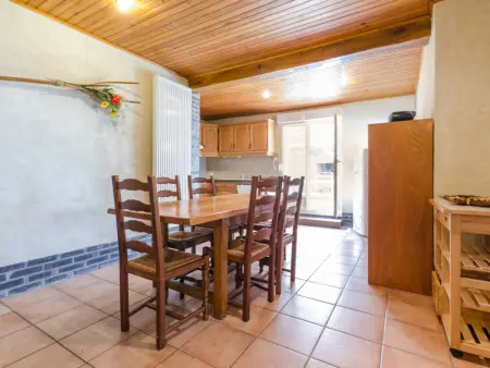 Maison rénovée 4 chambres avec jardin et parking en Champagne - Photo 6