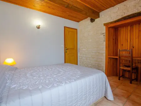 Maison rénovée 4 chambres avec jardin et parking en Champagne - Photo 10