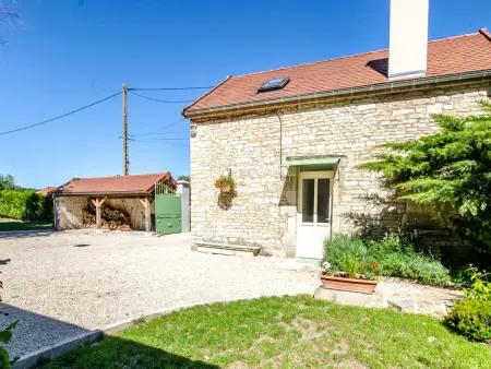 Gîte Charmant au Coeur de la Champagne avec Jardin, Cheminée et Terrasse - Photo 12