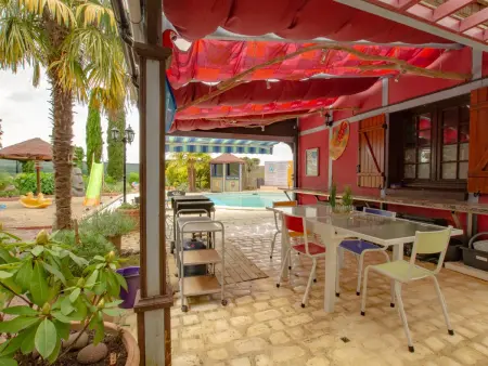 Maison charmante avec piscine privée et animaux admis - Photo 3