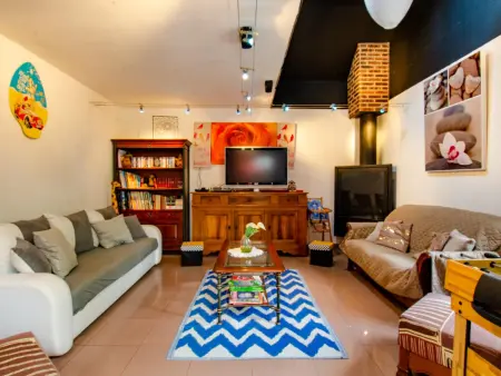 Maison charmante avec piscine privée et animaux admis - Photo 6