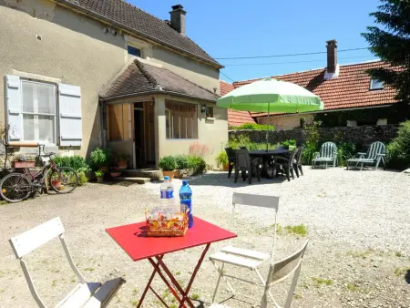 Spacieuse maison à Villiers-le-Bois avec Wi-Fi et animaux acceptés - Photo 3