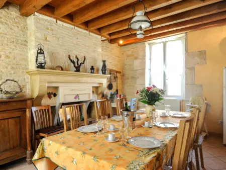 Spacieuse maison à Villiers-le-Bois avec Wi-Fi et animaux acceptés - Photo 4