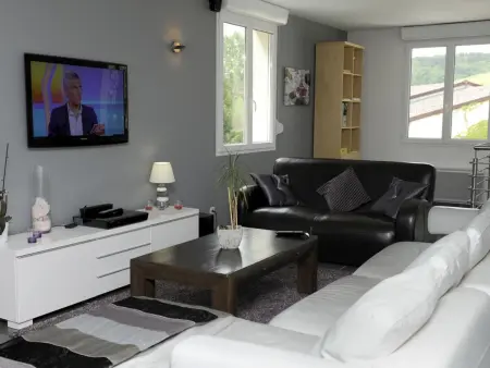 Gîte 4 pers avec rivière, terrasse, dégustation de champagne, proche Nigloland et Troyes - Photo 2