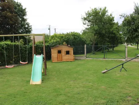 Maison avec jardin, animaux acceptés, proche lacs - Photo 15