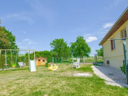 Maison avec jardin, animaux acceptés, proche lacs - Photo 16