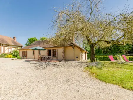 Gîte au Cœur du Parc Forêt d'Orient avec Jardin et Cheminée, Proche Troyes - Photo 2