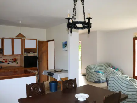 Maison Calme avec Jardin, Proche Lac et Centre, Animaux Bienvenus, Ménage Inclus - Photo 2