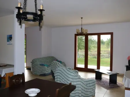 Maison Calme avec Jardin, Proche Lac et Centre, Animaux Bienvenus, Ménage Inclus - Photo 3
