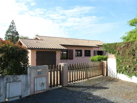 Maison Calme avec Jardin, Proche Lac et Centre, Animaux Bienvenus, Ménage Inclus - Photo 17