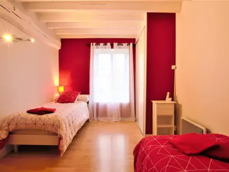 Maison spacieuse avec piscine, proche Nigloland et vignoble, idéale pour familles et groupes - Photo 15