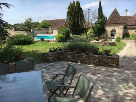 Maison de caractère avec piscine chauffée, espace détente, billard, proche de Provins et Nogent-sur-Seine - Photo 14