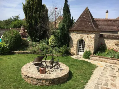 Maison de caractère avec piscine chauffée, espace détente, billard, proche de Provins et Nogent-sur-Seine - Photo 15