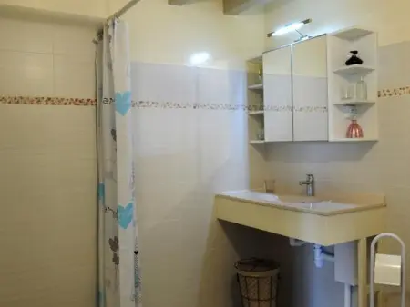 Charmant gîte en bois, 5 chambres, terrasse, près lacs et Troyes - Photo 9