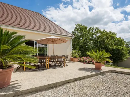 Maison climatisée avec 5 chambres et parking au cœur du vignoble champenois - Photo 1