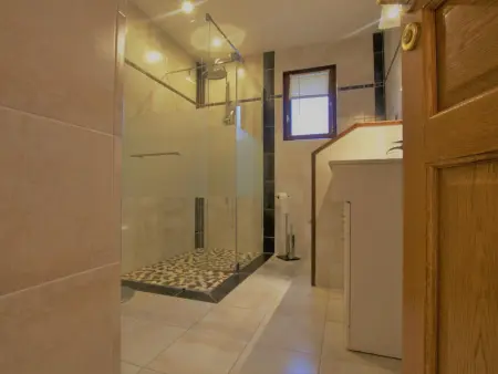 Maison contemporaine calme, WiFi, parking sécurisé, proche Troyes - Photo 12