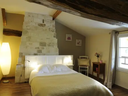 Charmant Gîte avec Jardin à Rosnay-l'Hôpital, Gite 4 personnes à Rosnay l'Hôpital - Photo 2