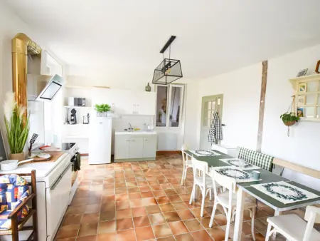 Maison de campagne avec jardin bio, proche de Troyes, idéale pour découvrir nature et vignobles. - Photo 3