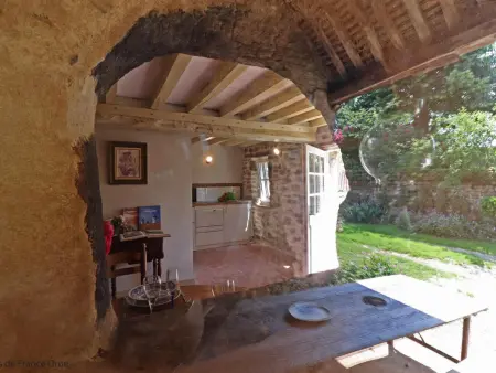Maison historique du 15ème siècle avec jardin à La Carneille - Photo 22
