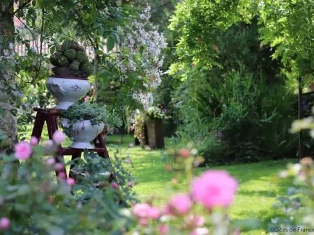 Maison historique du 15ème siècle avec jardin à La Carneille - Photo 27
