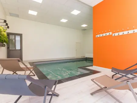 Élégant Gîte Rural avec Piscine Intérieure Chauffée près de Nantes - Photo 1