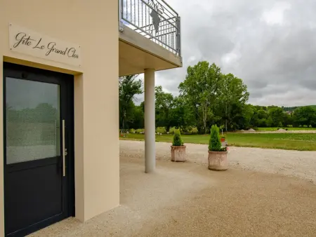 Gîte spacieux en Champagne avec terrasse et jardin - Photo 1