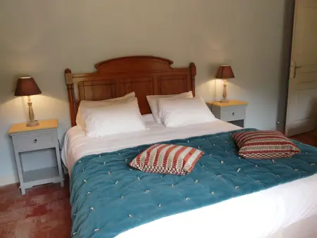 Gîte de charme avec jardin, douves, vélos, et accueil animaux - 4 chambres, proche de Chartres - Photo 1