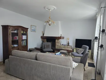 Maison spacieuse à Yquelon avec jardin clos et internet, proche de Granville - Photo 9