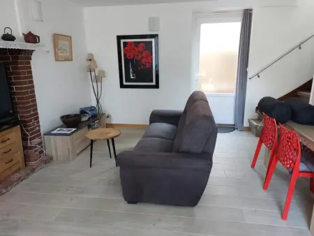 Maison mitoyenne au cœur de Barfleur avec cour privée - Animaux acceptés - Photo 5