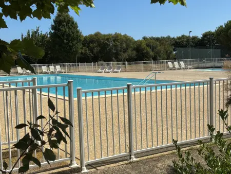 Maison de Vacances 2* avec Piscine Chauffée, Proche Plage et Commerces - Photo 17
