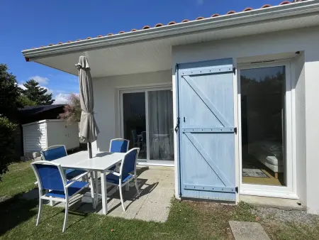 Maisonnette 4 pers avec terrasse privée et accès piscine, proche océan - Saint-Brevin-les-Pins - Photo 4