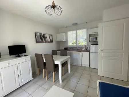 Maisonnette 4 pers avec terrasse privée et accès piscine, proche océan - Saint-Brevin-les-Pins - Photo 8