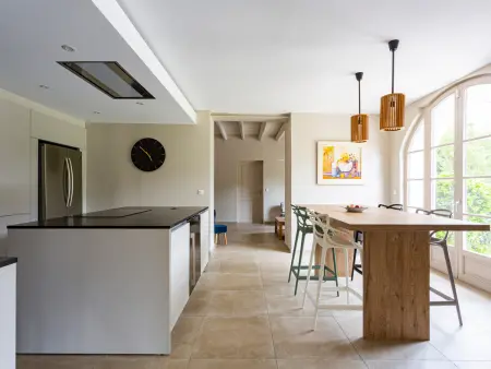 **Charmant Mas Rénové avec Piscine et Jardin au Cœur de la Provence!** - Photo 6