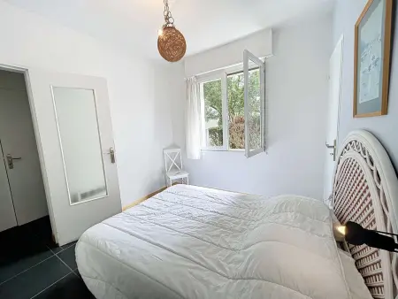 Maison calme, proche plage et commerces à Jullouville, jardin clos, 3 chambres, idéale vacances - Photo 12