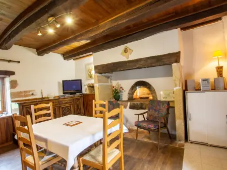 Maison à Hautefort avec clim, vélos gratuits, animaux admis - Photo 1