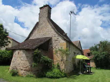 Maison à Hautefort avec clim, vélos gratuits, animaux admis - Photo 6