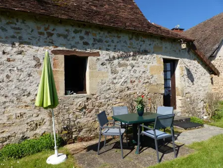 Maison à Hautefort avec clim, vélos gratuits, animaux admis - Photo 9