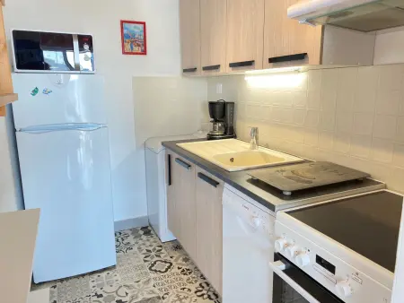 Maison Tout Confort avec Mezzanine à 300m de la Plage - Wifi, Terrasse, Parking Privé - Photo 4