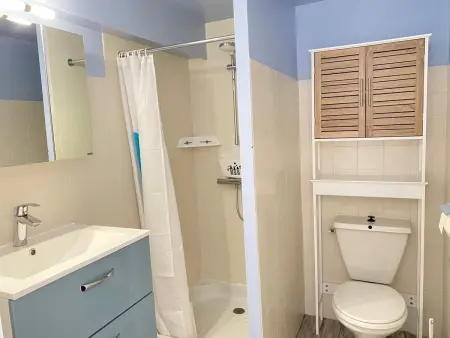 Maison Tout Confort avec Mezzanine à 300m de la Plage - Wifi, Terrasse, Parking Privé - Photo 9