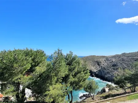 Villa F4 Méditerranéenne avec Accès Direct Crique et Parking - Photo 2