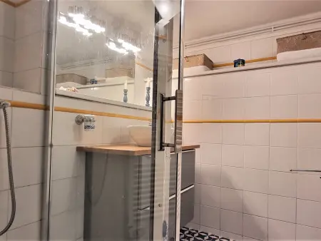 Villa F4 Méditerranéenne avec Accès Direct Crique et Parking - Photo 13
