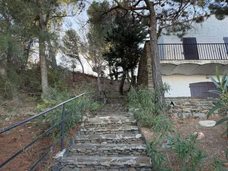 Villa F4 Méditerranéenne avec Accès Direct Crique et Parking - Photo 17