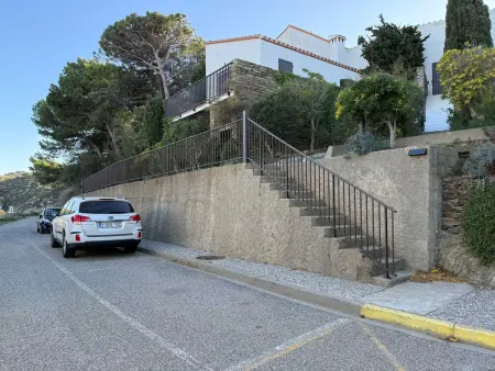 Villa F4 Méditerranéenne avec Accès Direct Crique et Parking - Photo 18
