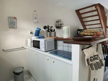 Maison calme avec jardin, à 500m de la plage, proche commerces, bien équipée pour 4 personnes - Photo 5