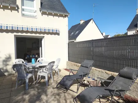 Maison calme avec jardin, à 500m de la plage, proche commerces, bien équipée pour 4 personnes - Photo 11