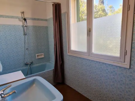 Maison Banyuls-sur-Mer, proche plage et commerces, climatisée à l'étage - Photo 12