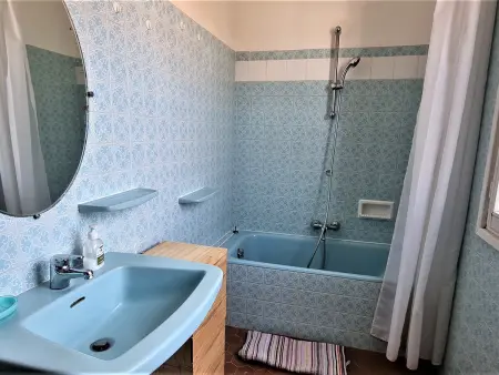 Maison Banyuls-sur-Mer, proche plage et commerces, climatisée à l'étage - Photo 14