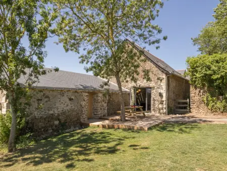 Gîte écolabel entre Angers et Loire, piscine chauffée, jardin clos, calme et charme authentique - Photo 1